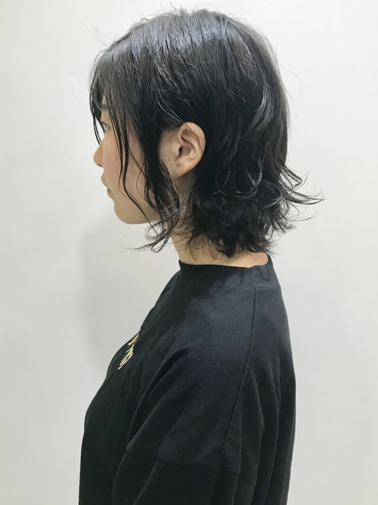アッシュブルー