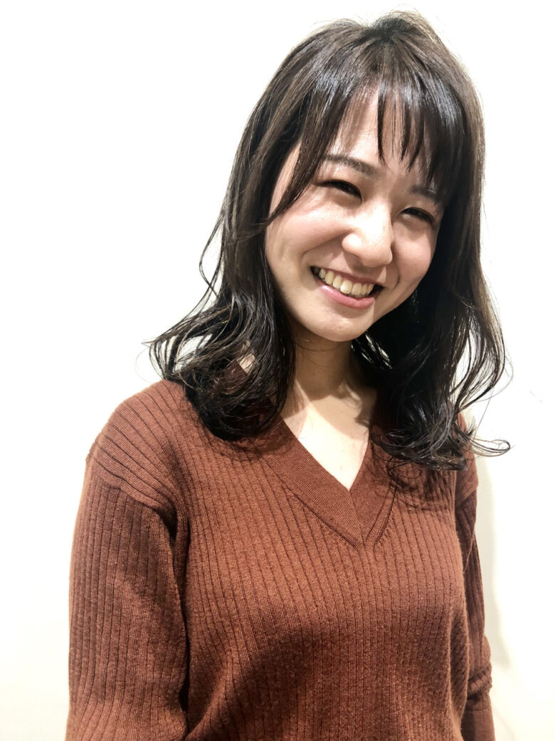 前髪、顔まわりが大切☆