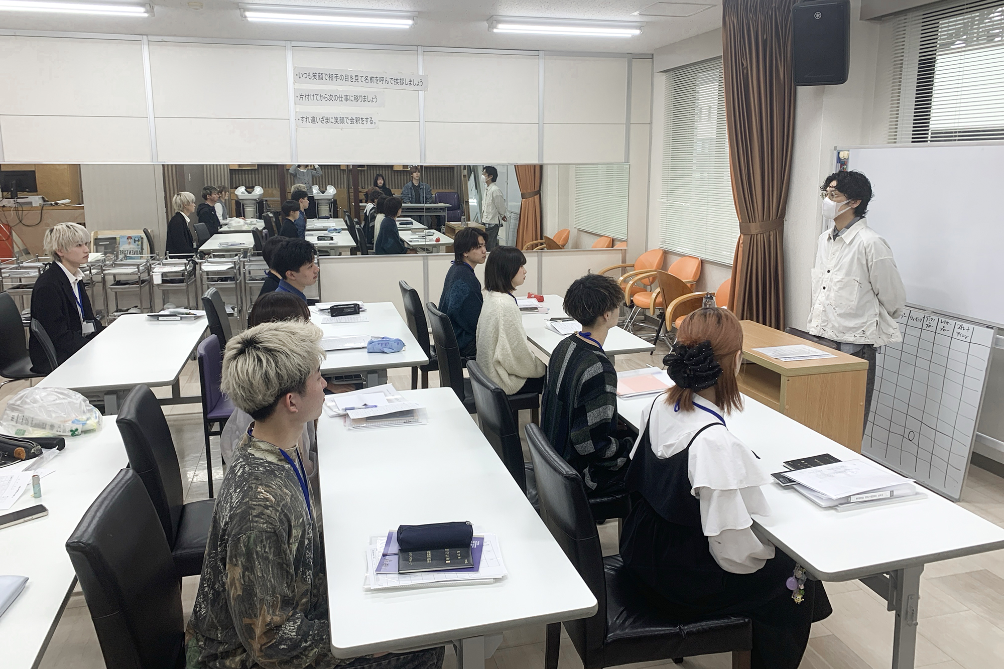 新人アカデミーの講習の様子