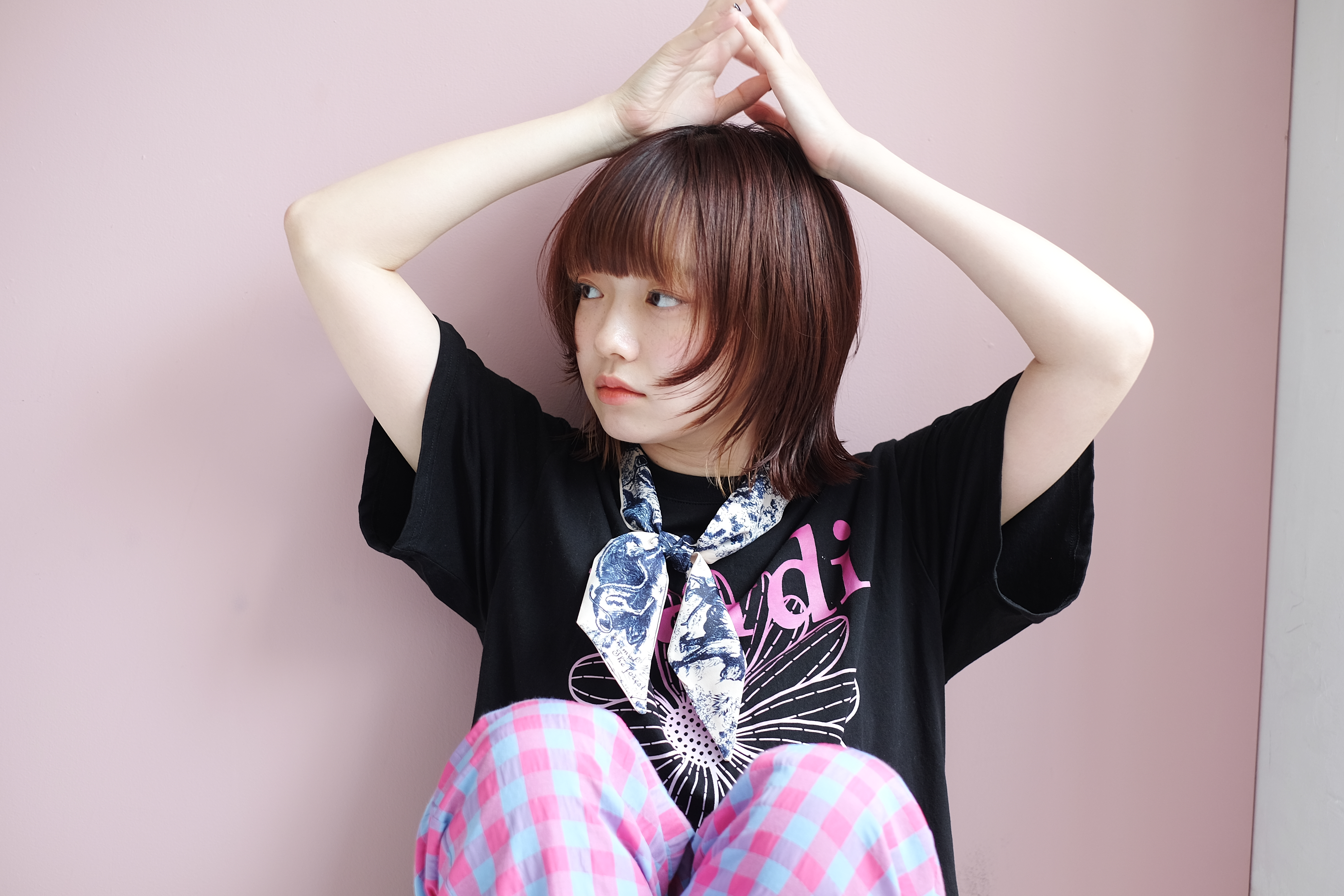 ミディアムヘアーの女性モデル