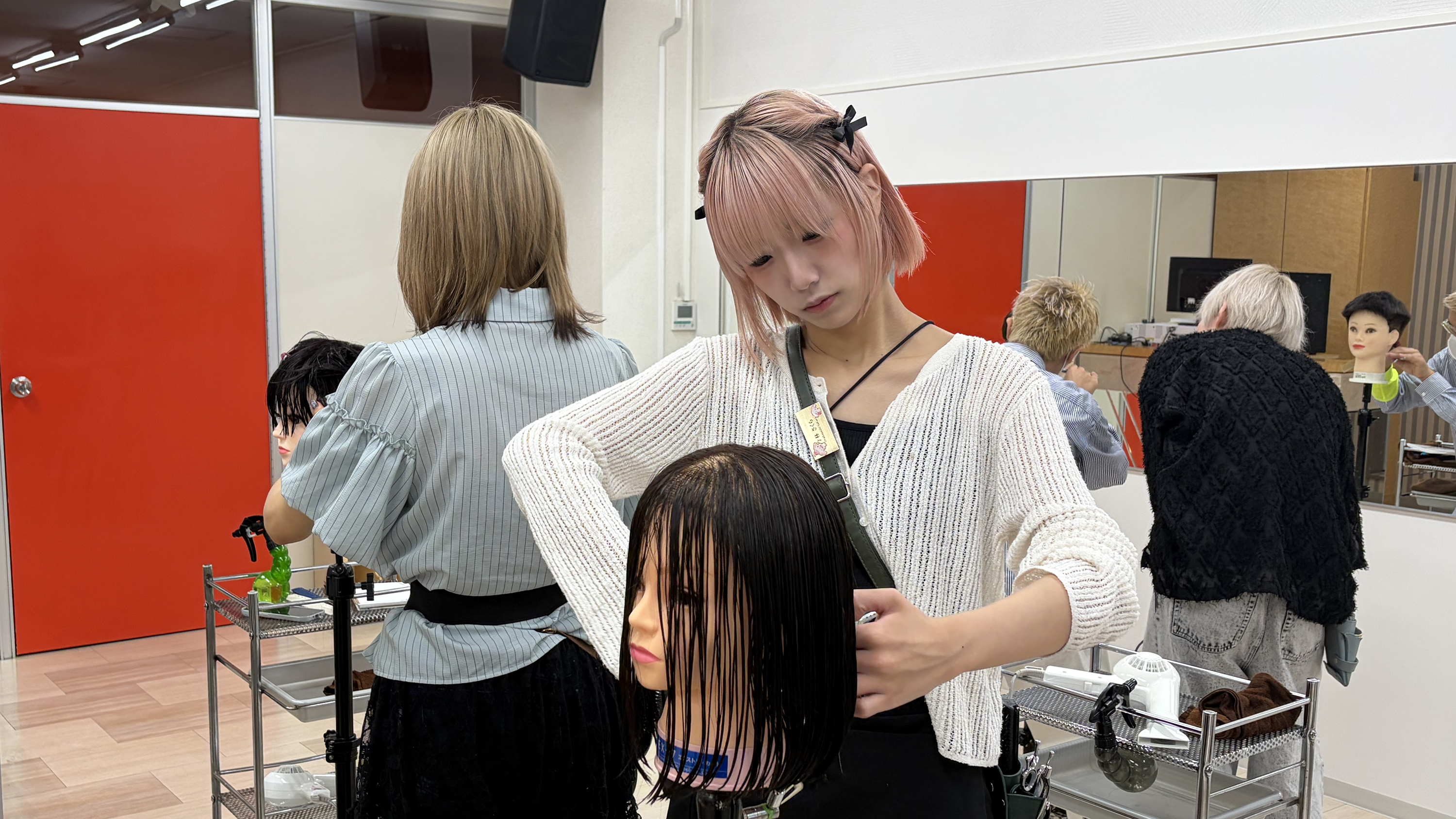 ムゲングループNEXT ACADEMYの様子